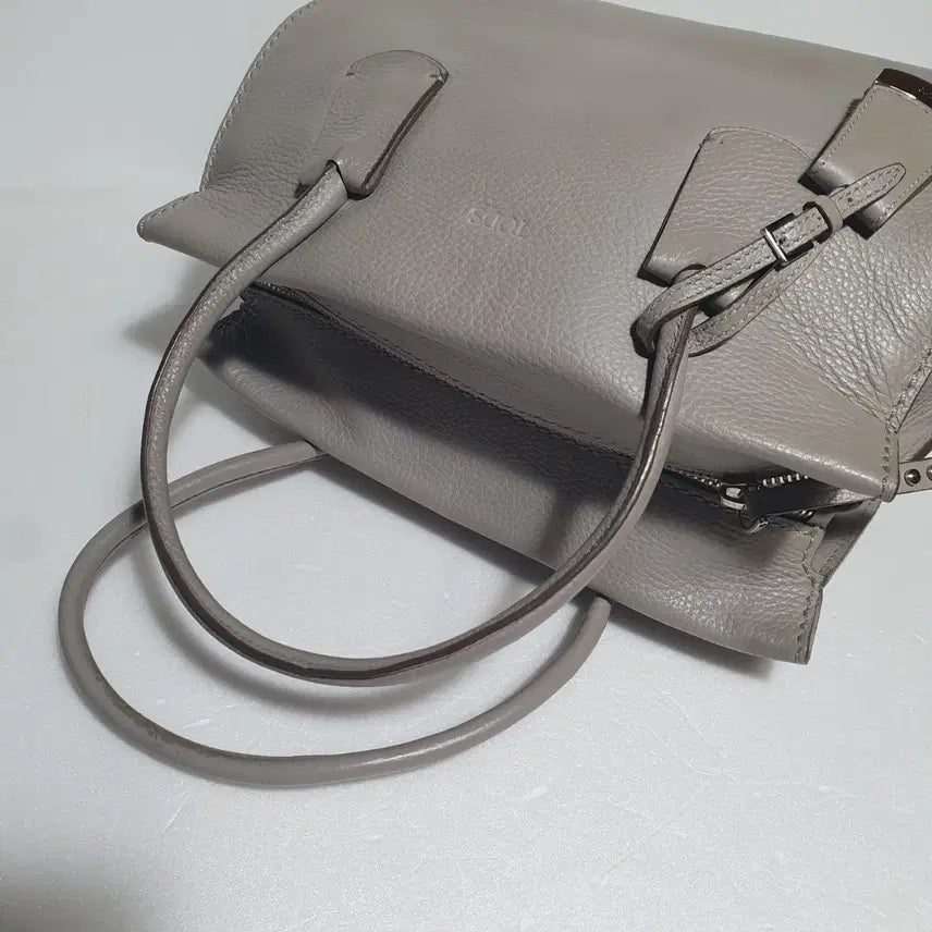 [SOLD OUT] 정품이고 ㅡ토즈ㅡ토트백