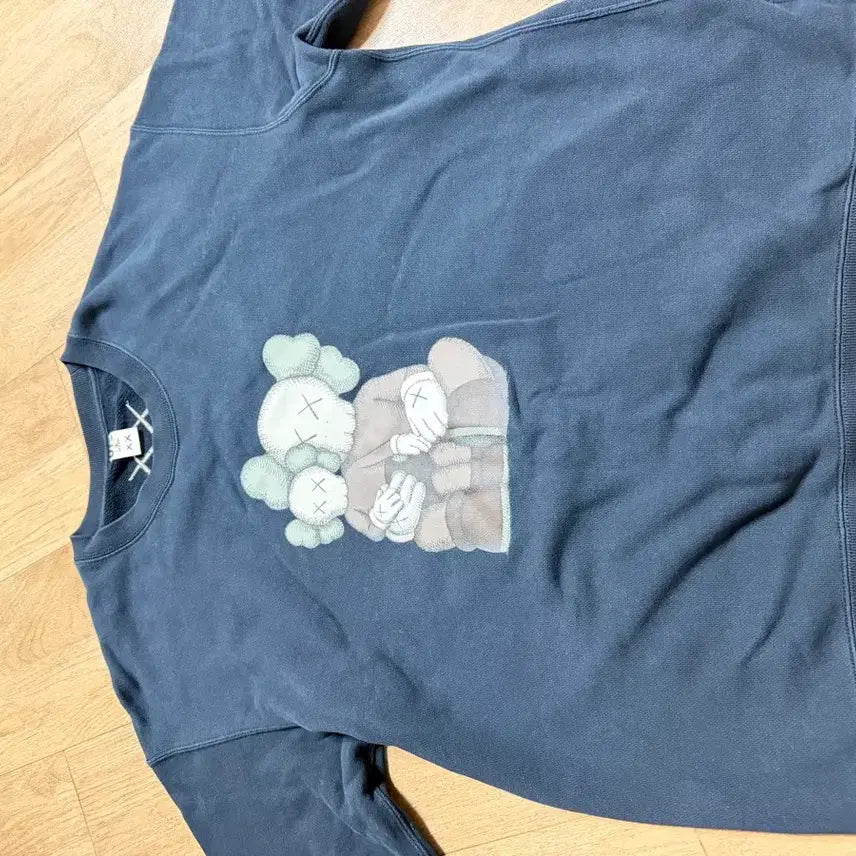 [BUNJANG] Uniqlo KAWS Men&