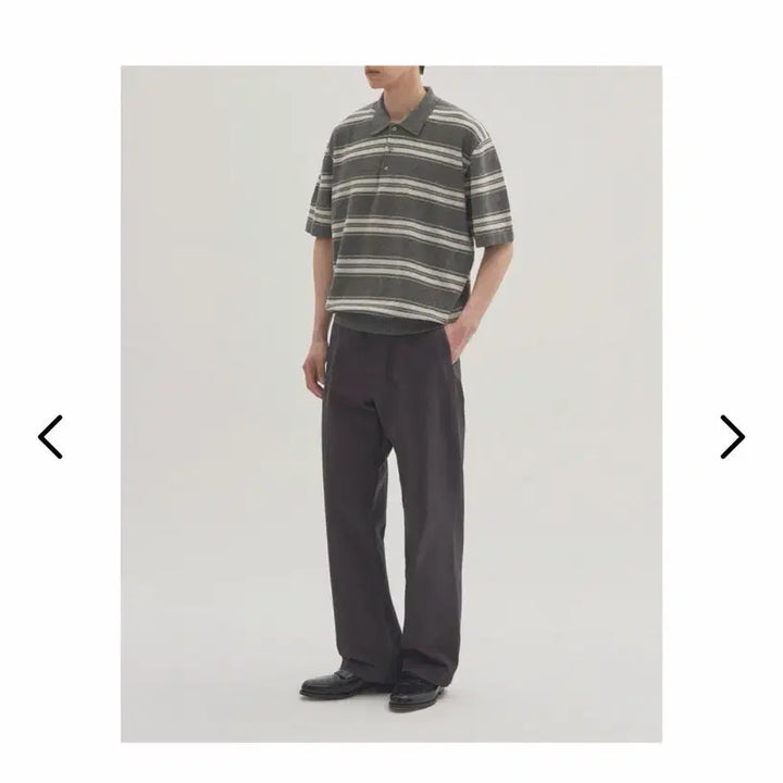 [BUNJANG] THE IZZAT COLLECTION Stripe Half Knit Polo Deep Grey / 인더로우 스트라이프 하프 니트 폴로 딥그레이
