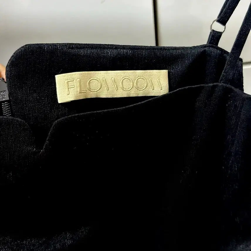 [SOLD OUT] 플로움 로만 홀리데이 원피스 Roman Holiday Dress