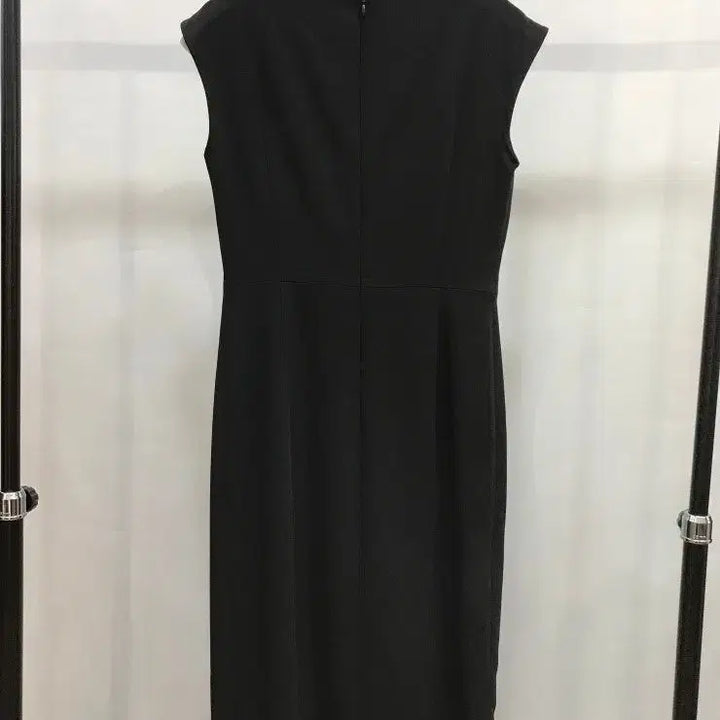[SOLD OUT] 미샤블랙 배색 라인 원피스