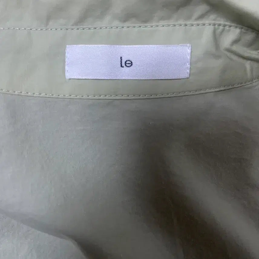 [SOLD OUT] Le 르 셔츠 블라우스 민트색 말차색