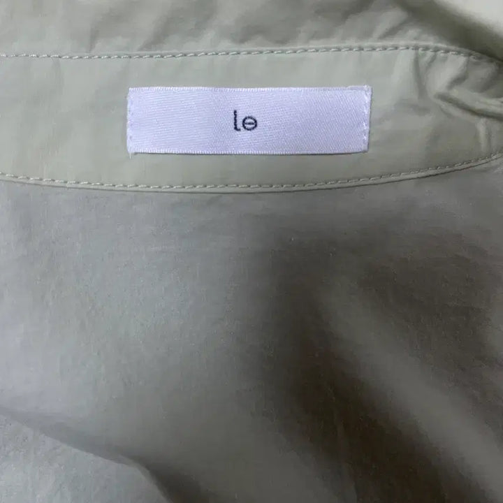 [SOLD OUT] Le 르 셔츠 블라우스 민트색 말차색