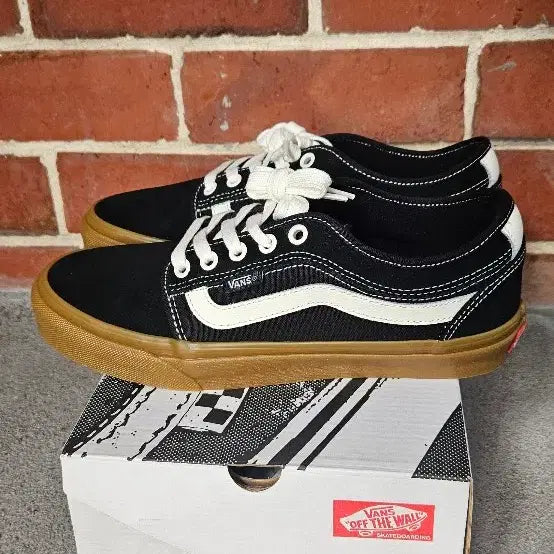 [SOLD OUT] Vans Chukka Low Black/Gum