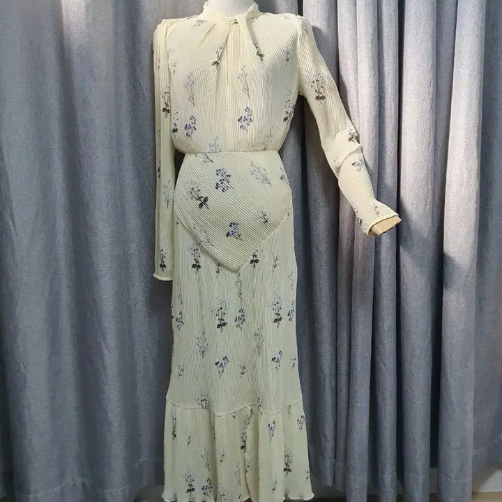 [BUNJANG] Self-Portrait Pleated Maxi Dress / S셀프포트레이트 플리츠 맥시원피스