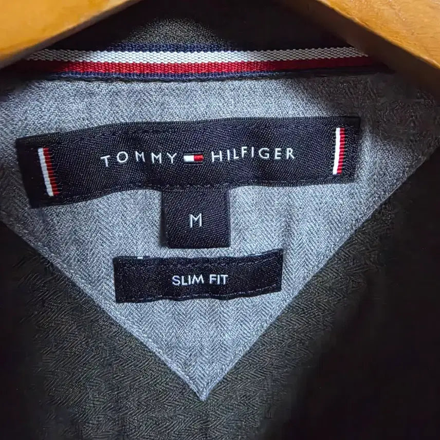 [BUNJANG] Tommy Hilfiger Slim Fit Oxford Khaki Shirt / [M/슬림핏] 타미힐피거 정품 옥스퍼드 카키 셔츠