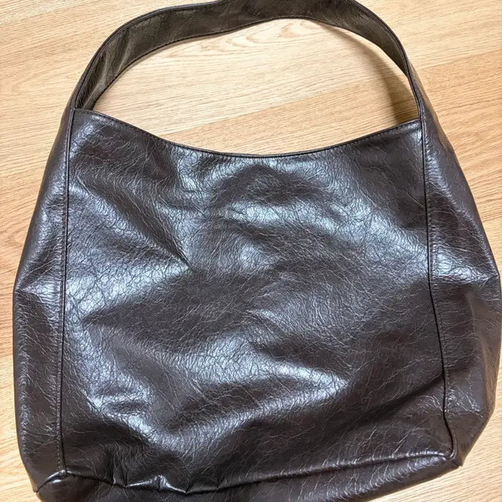[BUNJANG] Mandarin Tree Shoulder Bag Brown / 만다린트리 숄더백 브라운