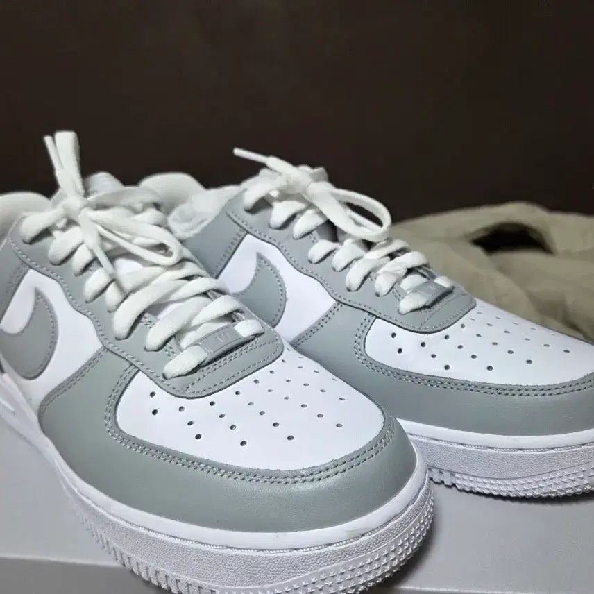 [BUNJANG] Nike Air Force 1 Low White Gray (265) Sneakers / 나이키 에어포스 1 로우 화이트 그레이(265/실착 1회)*마지막 가격*