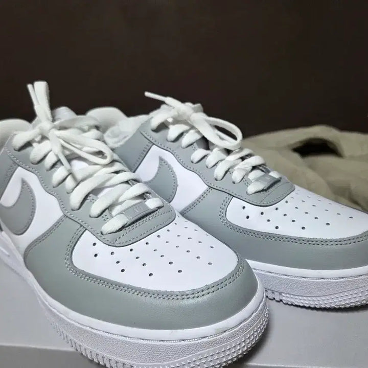 [BUNJANG] Nike Air Force 1 Low White Gray (265) Sneakers / 나이키 에어포스 1 로우 화이트 그레이(265/실착 1회)*마지막 가격*