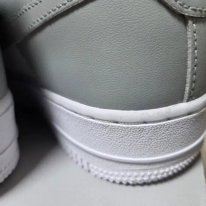 [BUNJANG] Nike Air Force 1 Low White Gray (265) Sneakers / 나이키 에어포스 1 로우 화이트 그레이(265/실착 1회)*마지막 가격*