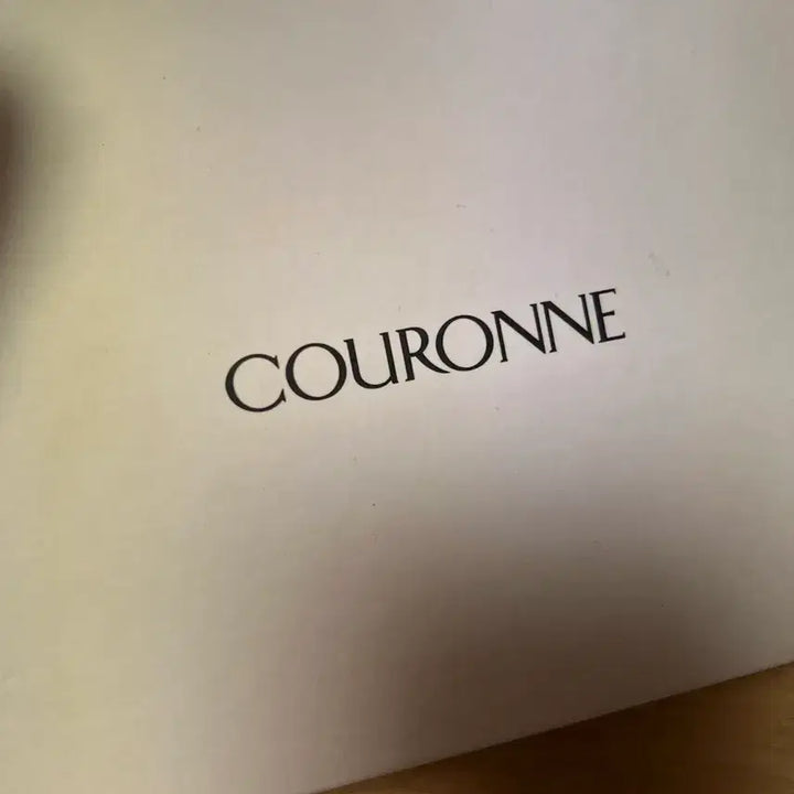 [BUNJANG] Couronne Black Bifold Wallet / 쿠론 블랙 반지갑