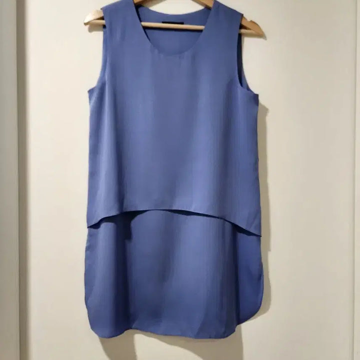 [BUNJANG] Leshop Sleeveless Asymmetrical Long Sleeve Top Size 55 / 르샵 민소매 언발 롱슬리브 55사이즈