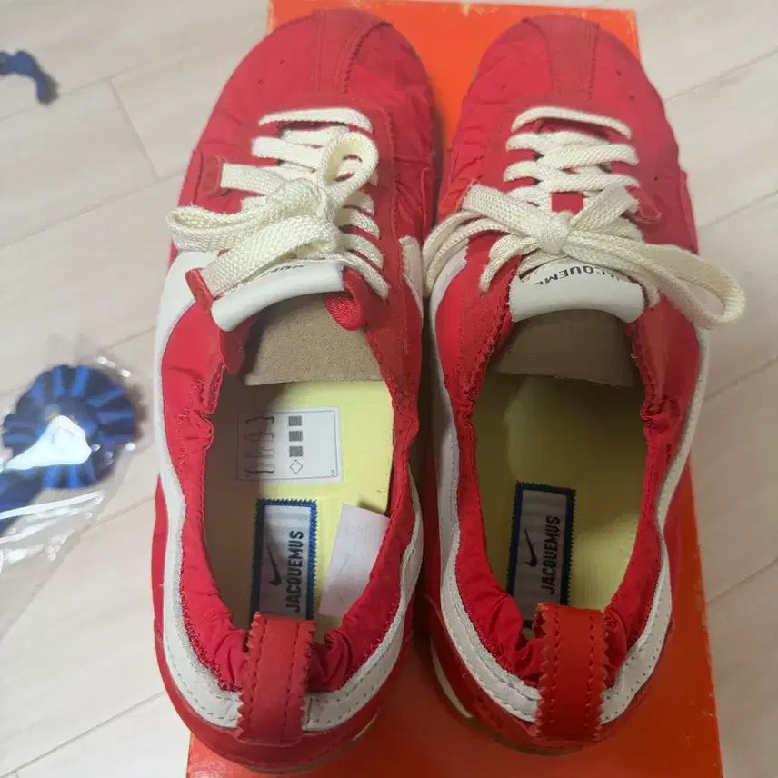 [SOLD OUT] 나이키 자크뮈스 문슈즈 레드 290