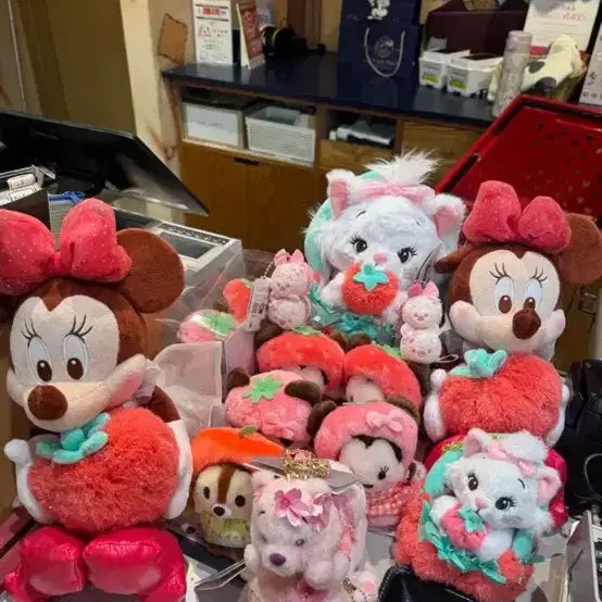 [BUNJANG] Disney Strawberry Series Minnie Mouse Plush Doll/Keyring / 신상 디즈니 딸기시리즈 미니마우스 인형/키링
