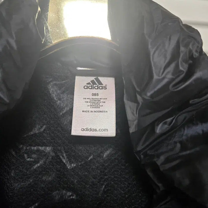 [BUNJANG] Adidas Black Short Sleeve Windbreaker Vest / 아디다스 블랙 반팔 바람막이 조끼