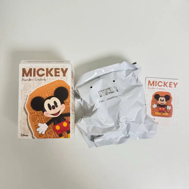 [BUNJANG] Disney Mickey Unlimited Imagination Series Mural Mickey Figure / 디즈니 미키 무한한 상상력 시리즈 피규어