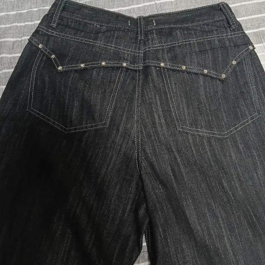 [BUNJANG] Black Washed Denim Pants with Stone Embellishment (Unisex) / 블랙 워싱 데님 스톤 장식 바지 (남녀공용