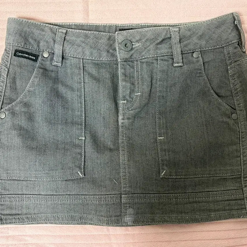 [BUNJANG] Calvin Klein Gray Denim Mini Skirt / 캘빈클라인 그레이 흑청 데님 스커트