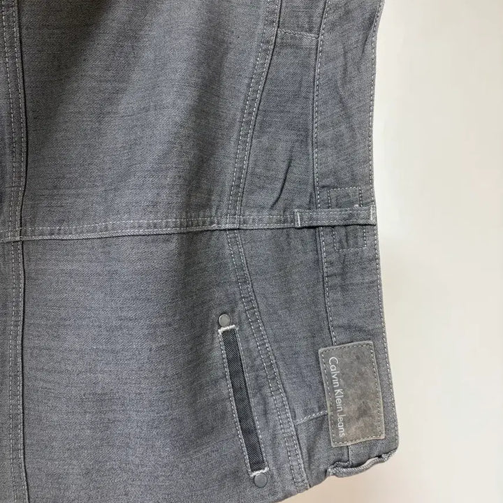 [BUNJANG] Calvin Klein Gray Denim Mini Skirt / 캘빈클라인 그레이 흑청 데님 스커트