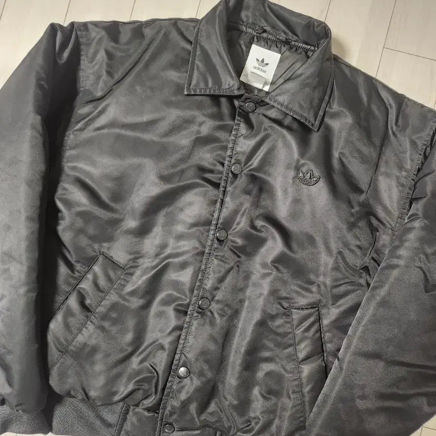 [BUNJANG] Adidas 3ST Bomber Jacket GE1305 / 새상품급)아디다스 3ST 봄버 자켓 GE1305 사이즈 추천 M이나 L