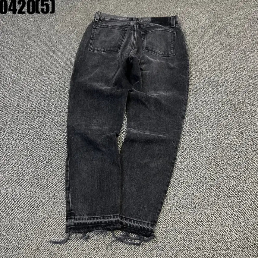 [BUNJANG] Abercrombie Black Denim Jeans with Damage Cutting - Size 27 / 아베크롬비 블랙 데님 청바지 데미지컷팅27 0420