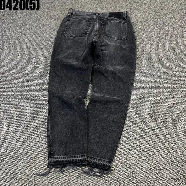 [BUNJANG] Abercrombie Black Denim Jeans with Damage Cutting - Size 27 / 아베크롬비 블랙 데님 청바지 데미지컷팅27 0420