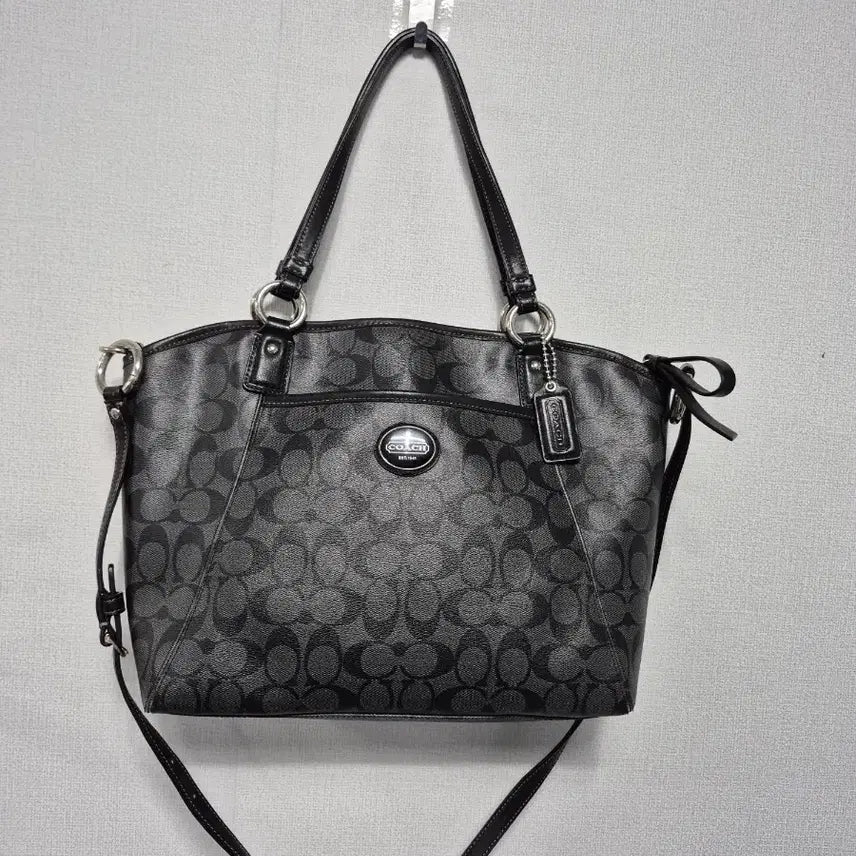[BUNJANG] Coach Signature Black Tote Bag / 코치 시그니처 블랙 숄더백 토트백