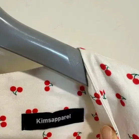 [BUNJANG] Kimsapperal Cherry Dress / Kimsapperal 킴스어패럴 체리 원피스