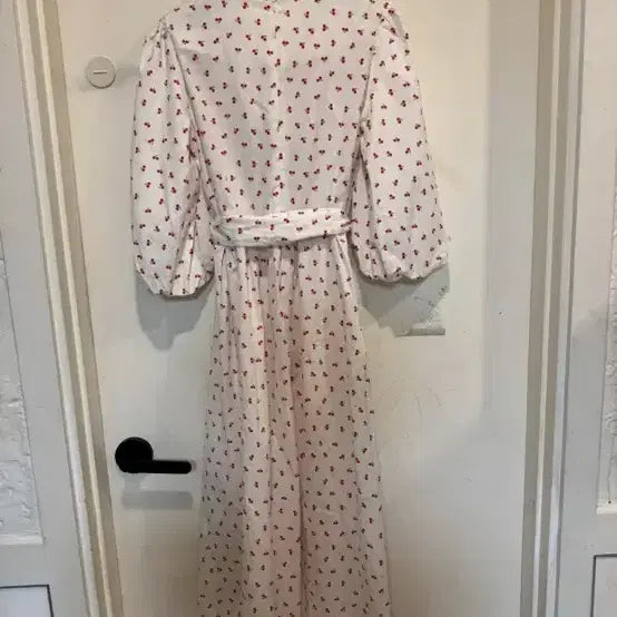 [BUNJANG] Kimsapperal Cherry Dress / Kimsapperal 킴스어패럴 체리 원피스
