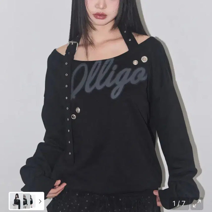 [BUNJANG] Illigo 129 Buckle Off-Shoulder Sweatshirt Black / 일리고 129 버클 오프숄더 맨투맨 블랙