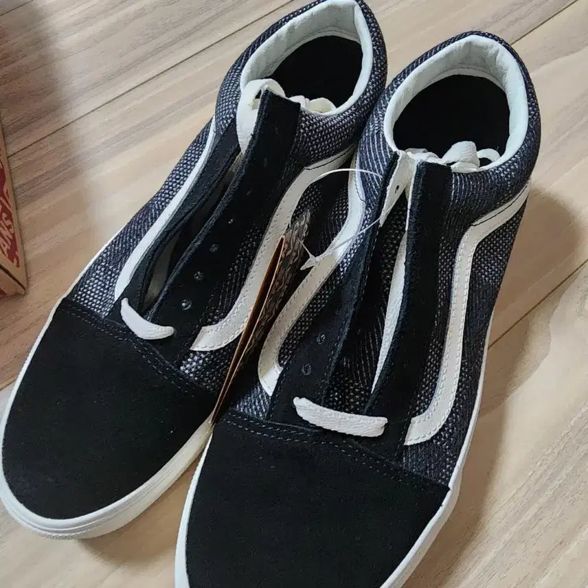 [BUNJANG] Vans Old Skool Check Black Sneakers (270) / 반스올드스쿨체크블랙반스신발스니커즈운동화270