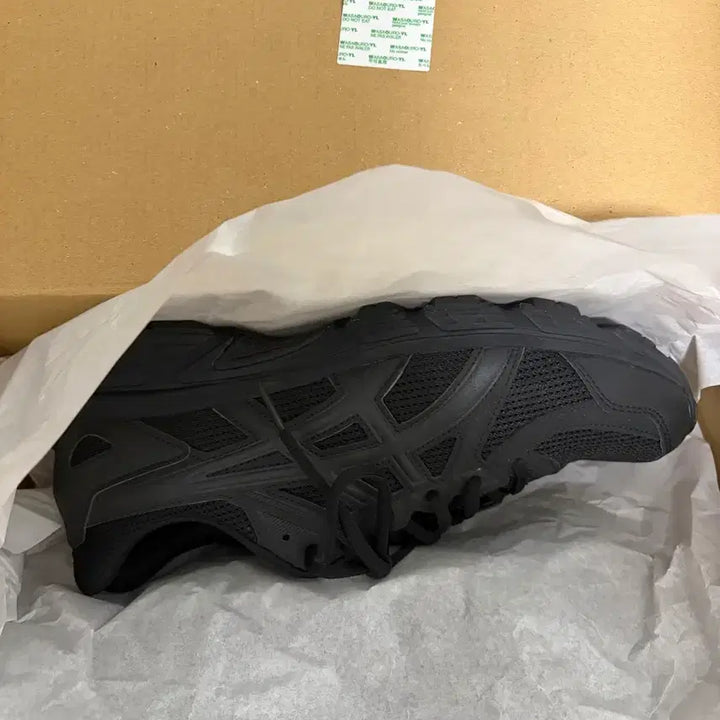 [BUNJANG] Asics Jog 100 T Black Extra Wide Sneakers / [275]아식스 조그 100 T 블랙 - 4E 엑스트라 와이드