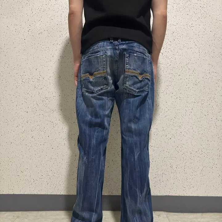 [BUNJANG] (정품)디젤 자티니 부츠컷 플레어 31 / (정품)디젤 자티니 부츠컷 플레어 31