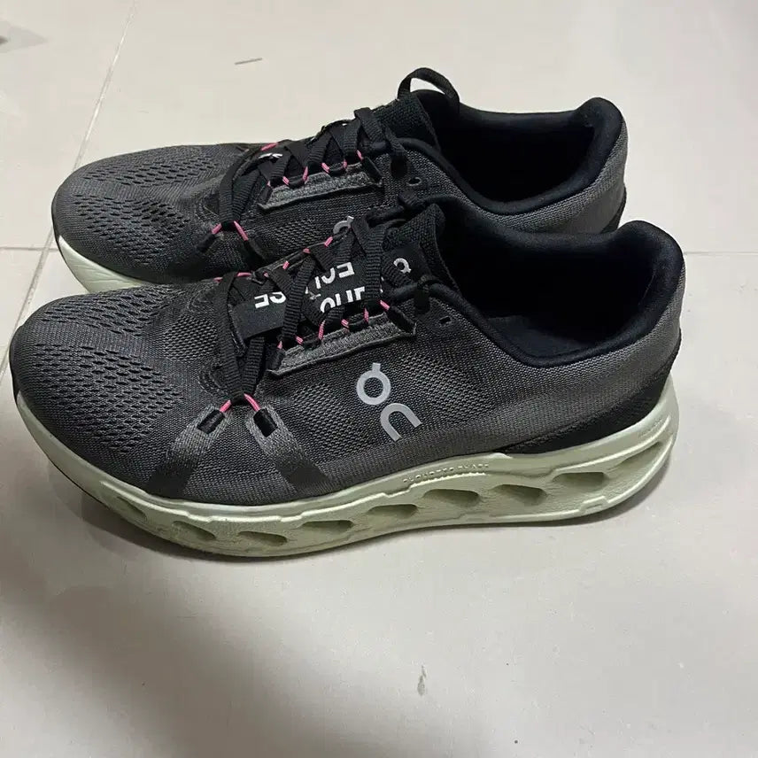 [BUNJANG] Onrunning Cloud Eclipse Rakim 265 / 온러닝 클라우드 이클립스 락리마 265