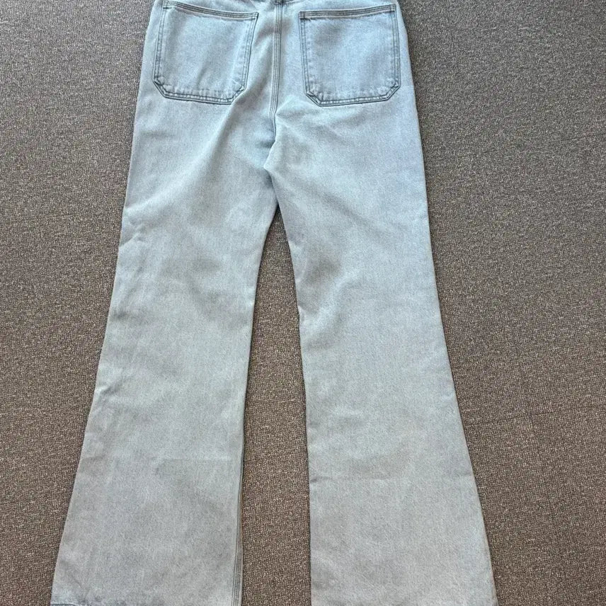 [BUNJANG] STU Flare Denim Pants S Light Blue / STU 플레어 데님 팬츠 S 연청