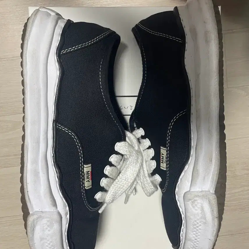 [BUNJANG] Maison Mihara Yasuhiro Baker 42 Sneakers / 야스히로 베이커 42