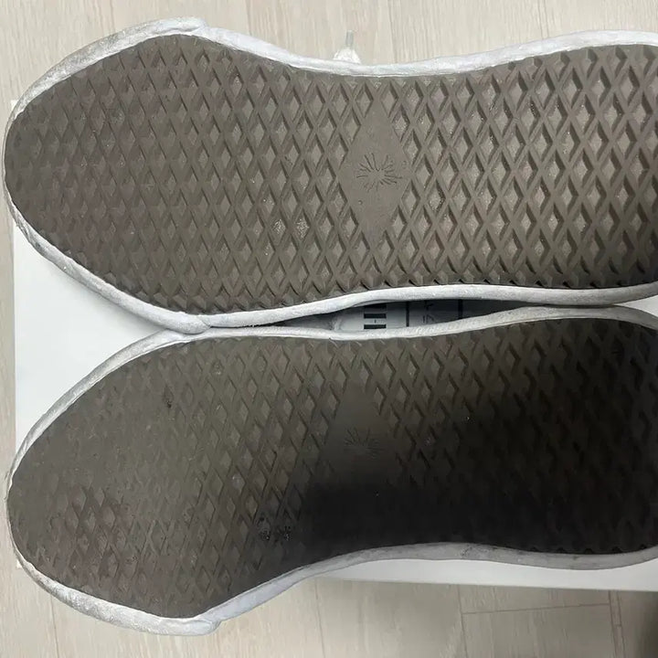 [BUNJANG] Maison Mihara Yasuhiro Baker 42 Sneakers / 야스히로 베이커 42