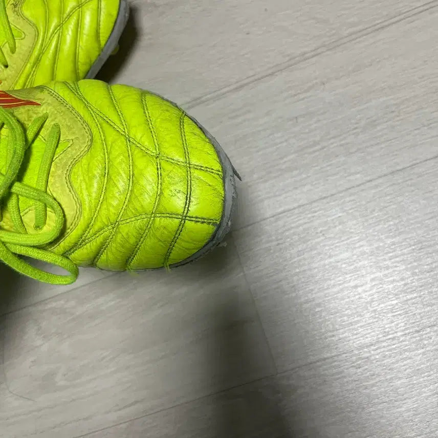[BUNJANG] Mizuno Morelia Neo Japan Soccer Cleats / 미즈노 모렐리아 네오 재팬 축구화 270