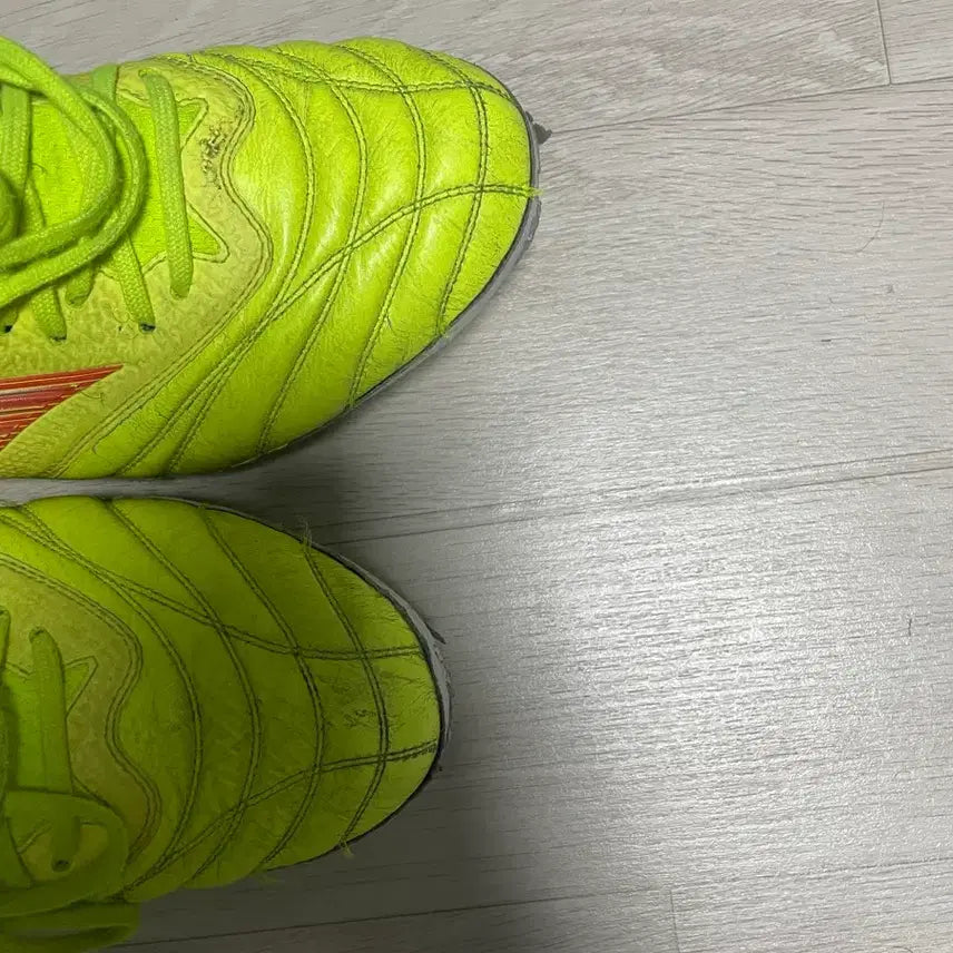 [BUNJANG] Mizuno Morelia Neo Japan Soccer Cleats / 미즈노 모렐리아 네오 재팬 축구화 270