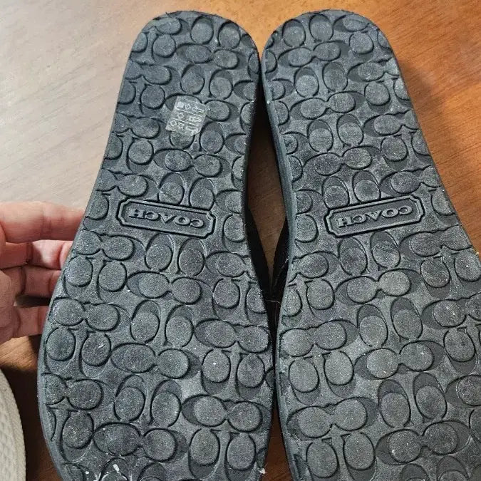 [SOLD OUT] 코치 슬리퍼