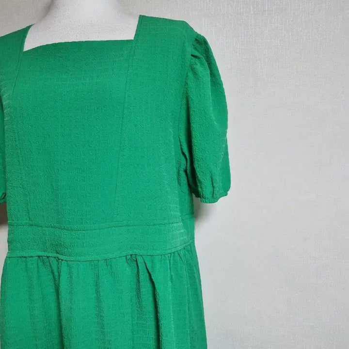 [SOLD OUT] 그린 퍼프 엠보 반팔 롱 원피스
