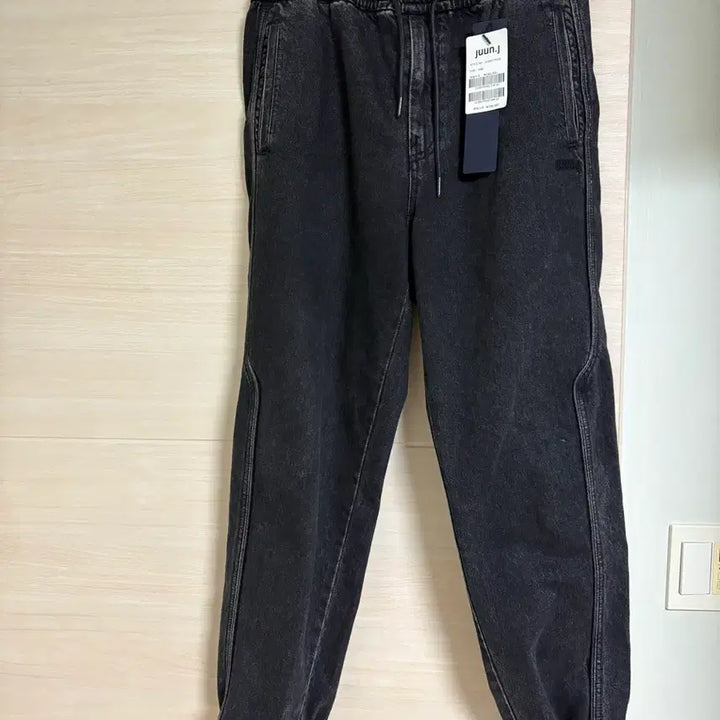 [BUNJANG] Juun.J Yoo Ah-in Denim Jogger Pants / [48] 준지 콘 데님 조거(유아인 조거)