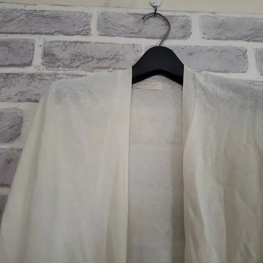 [BUNJANG] INLAYMENT Ivory Knit Cardigan / INLAYMENT 아이보리  봄여름 니트가디건/알뜰한여우