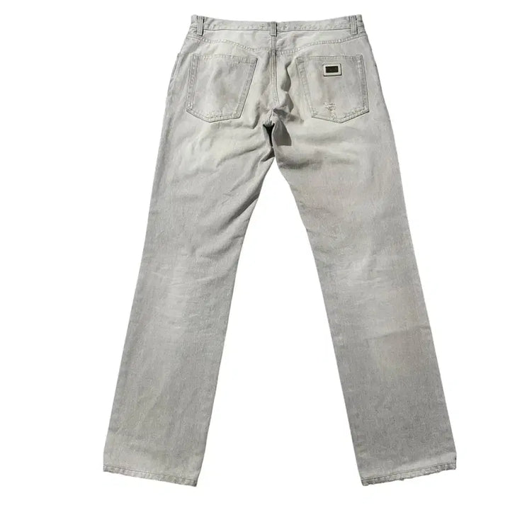 [SOLD OUT] [32-33,매장판] 돌체 앤 가바나 메탈 플레이트 디스트레스드 데님팬츠