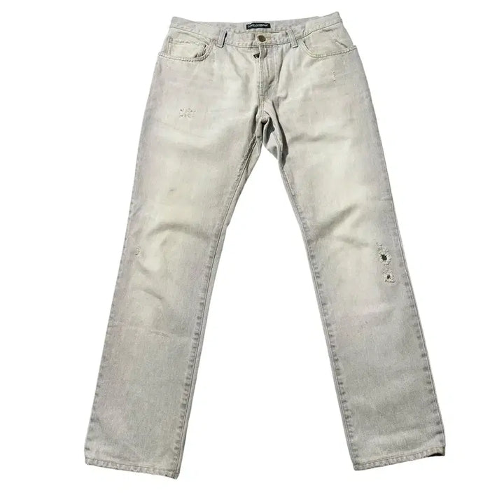 [SOLD OUT] [32-33,매장판] 돌체 앤 가바나 메탈 플레이트 디스트레스드 데님팬츠