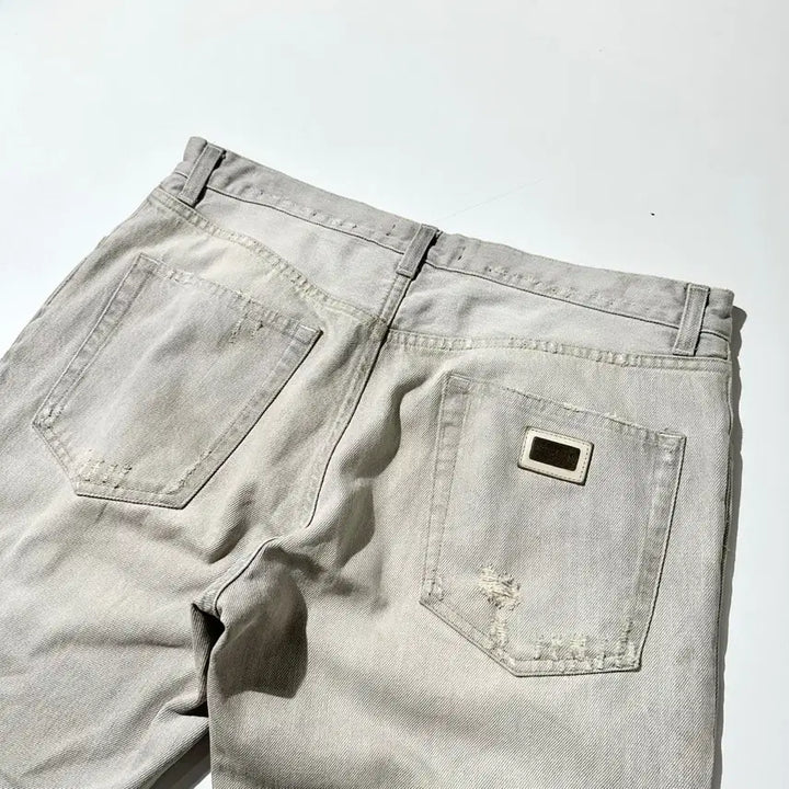 [SOLD OUT] [32-33,매장판] 돌체 앤 가바나 메탈 플레이트 디스트레스드 데님팬츠