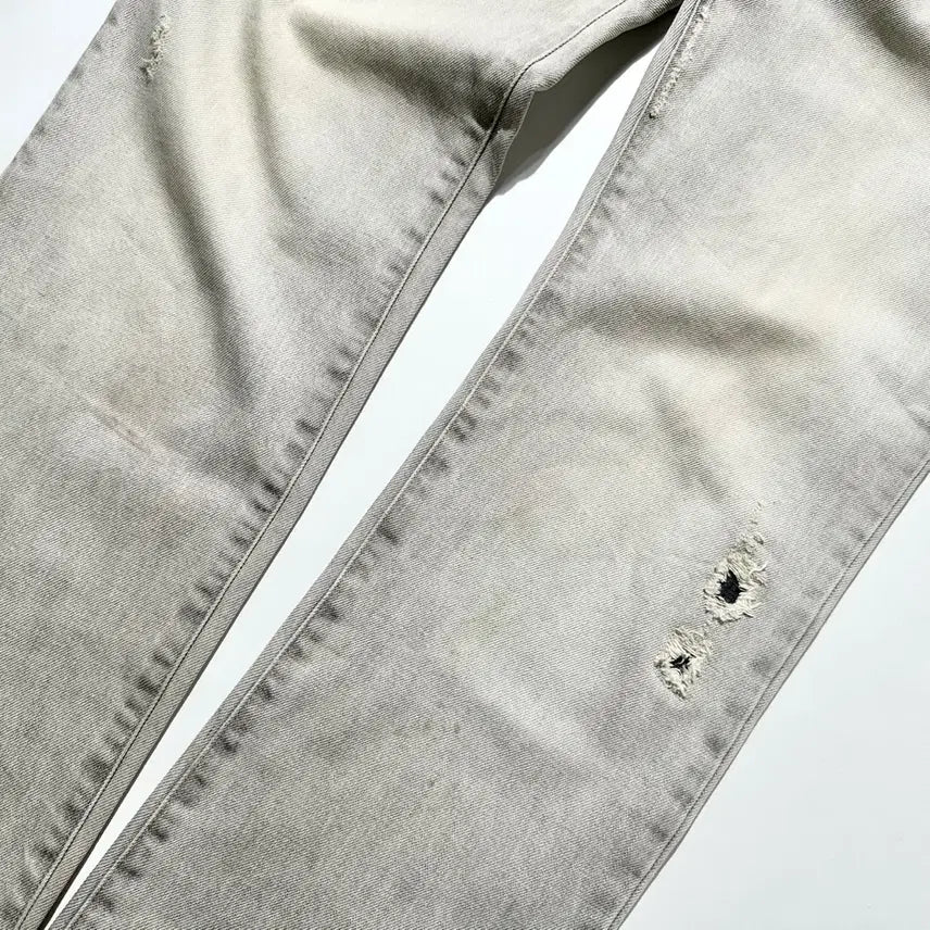 [SOLD OUT] [32-33,매장판] 돌체 앤 가바나 메탈 플레이트 디스트레스드 데님팬츠