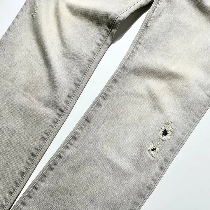 [SOLD OUT] [32-33,매장판] 돌체 앤 가바나 메탈 플레이트 디스트레스드 데님팬츠