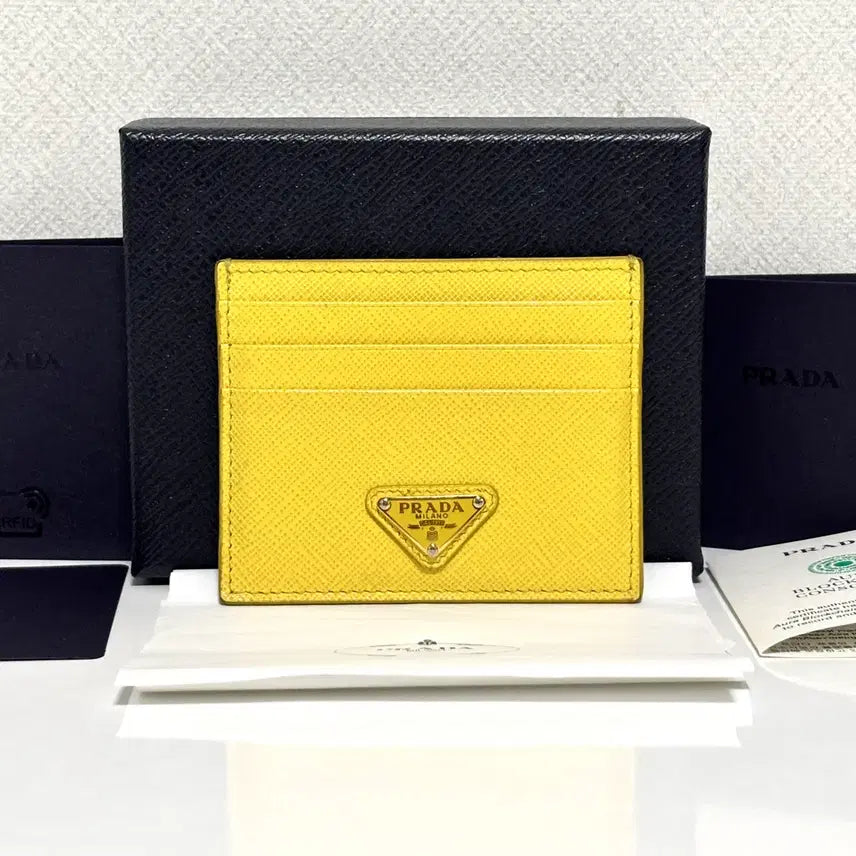 [BUNJANG] Prada Saffiano Leather Card Holder / [A+급/정품] 프라다 사피아노 레더 카드지갑