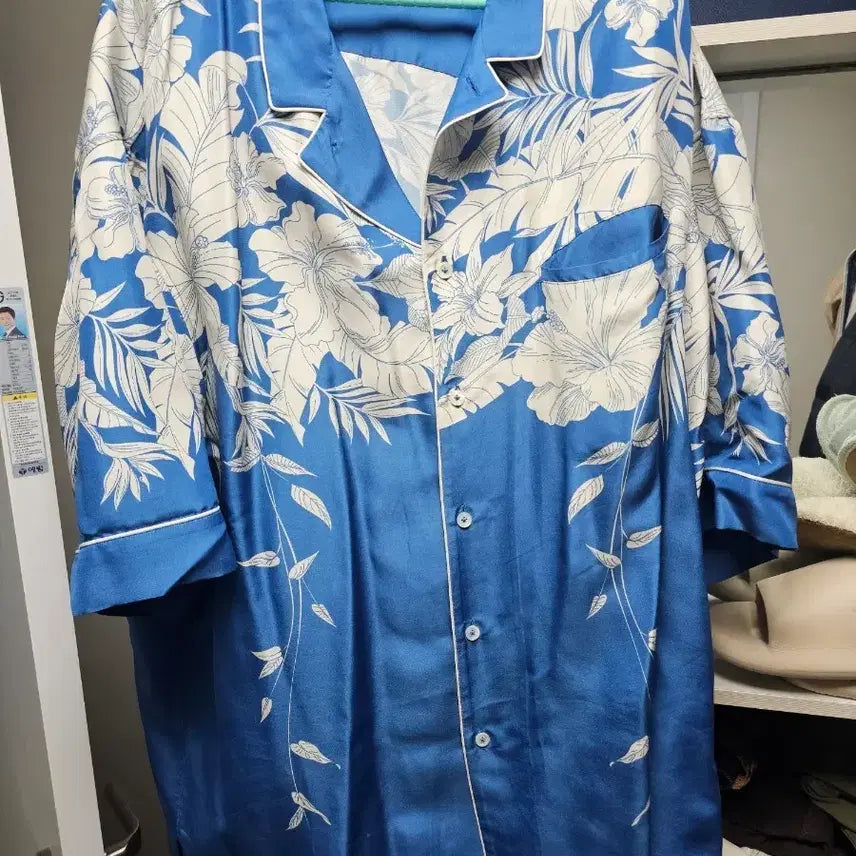 [BUNJANG] VALENTINO Blue Flower Silk Shirt / VALENTINO 블루 플라워 실크 셔츠  오버핏 105~110